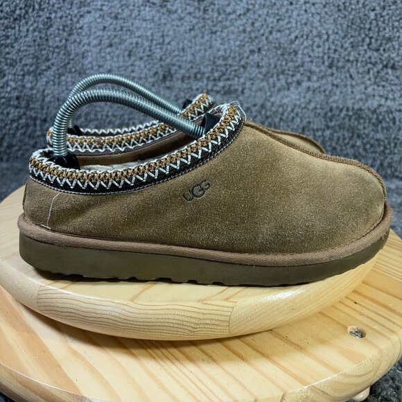 UGG Tasman Slippers Womens Size 8 Chestnut Suede Slip On Sheepskin Lined Shoe - Picture 1 of 8